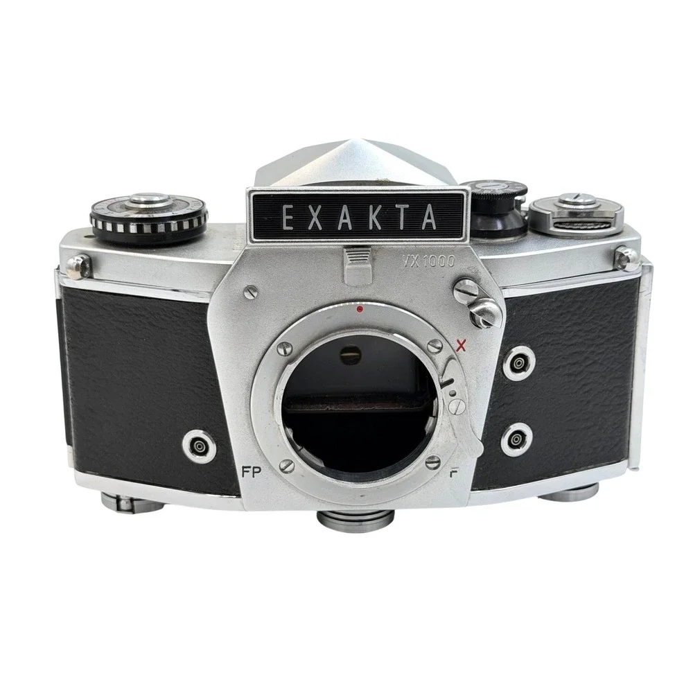 Exakta VX 1000 35mm SLR Film Camera Body Ihagee Dresden Read Works / For Parts
